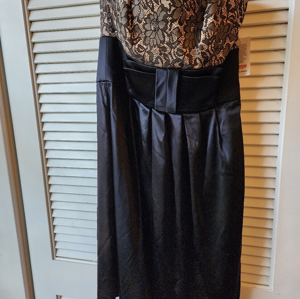 NWT- Maggy London vintage strapless dress, black with lace bodice, Sz 4